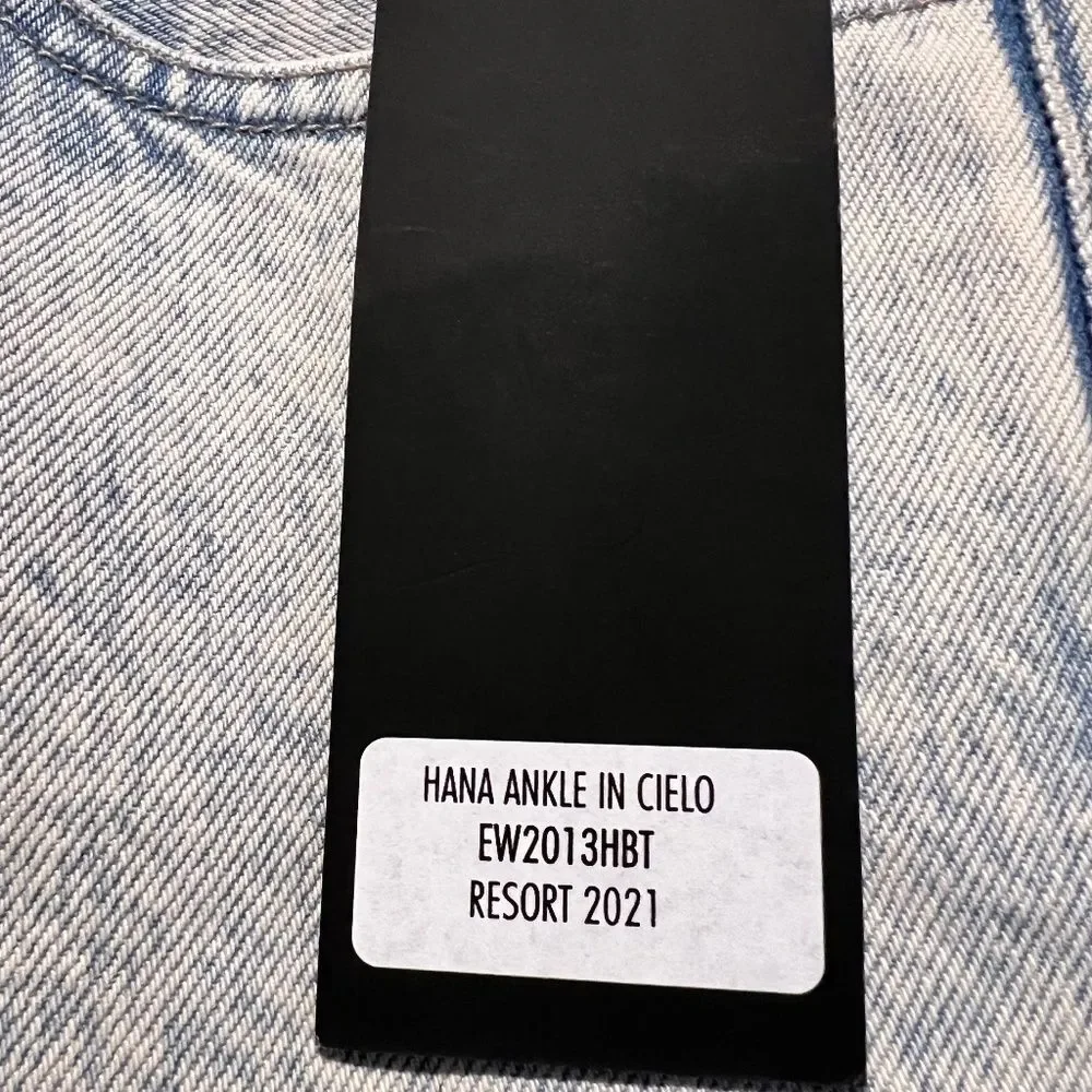 NWT Edwin Hana Ankle Jeans in Cielo